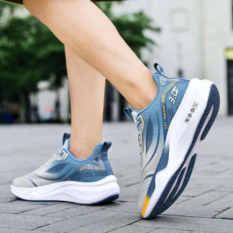 New Four Seasons Ultra Light S - đánh giá và giá Breathable Mesh Athletic Shoes
