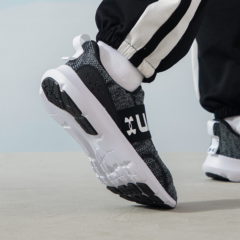 2026 Under Armour 3026507 001  - đánh giá và giá Knit Fabric Lace Up Sneakers